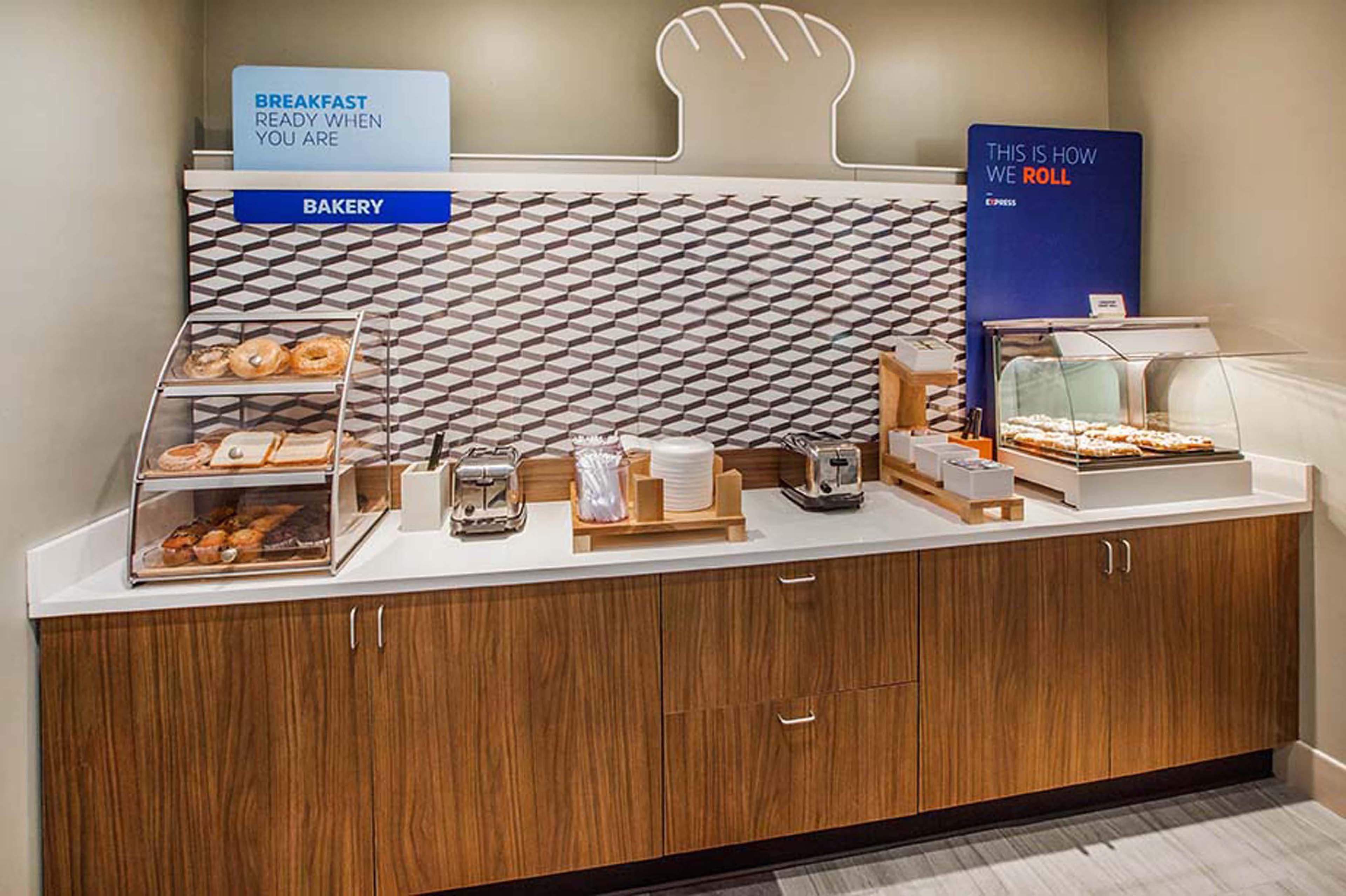 Holiday Inn Express And Suites Schulenburg By Ihg Ngoại thất bức ảnh